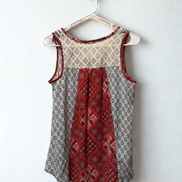 Bohemian Red and Blue Sleeveless Top - Picture 2 of 4